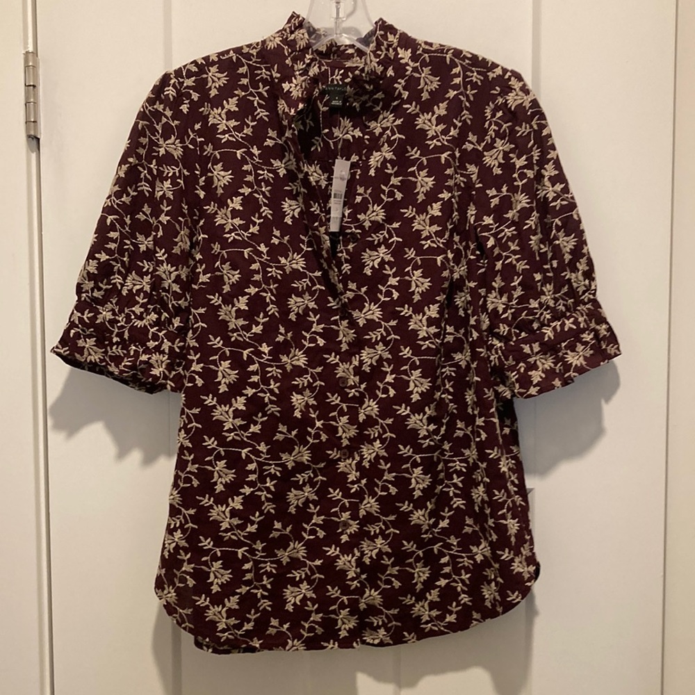 Embroidered Ruffle👚 Blouse ,short shirred sleeves, Burgundy/Cream ,Small